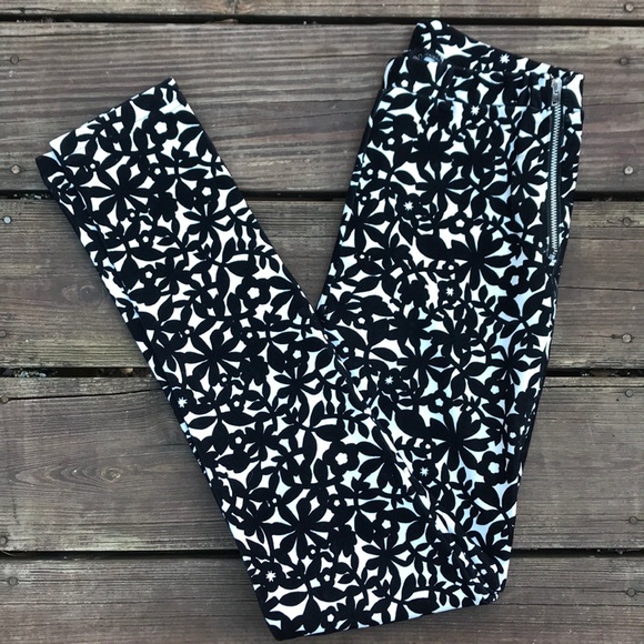 Topshop Pants - High-Rise Floral Printed Pants ♟